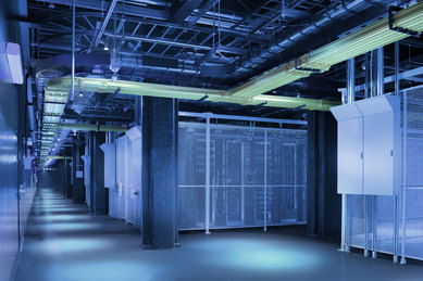 Equinix: LA1 Service Center