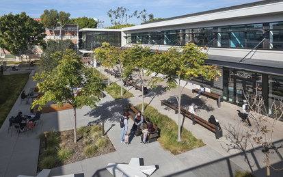 CSU Long Beach Student Success Center Courtyard